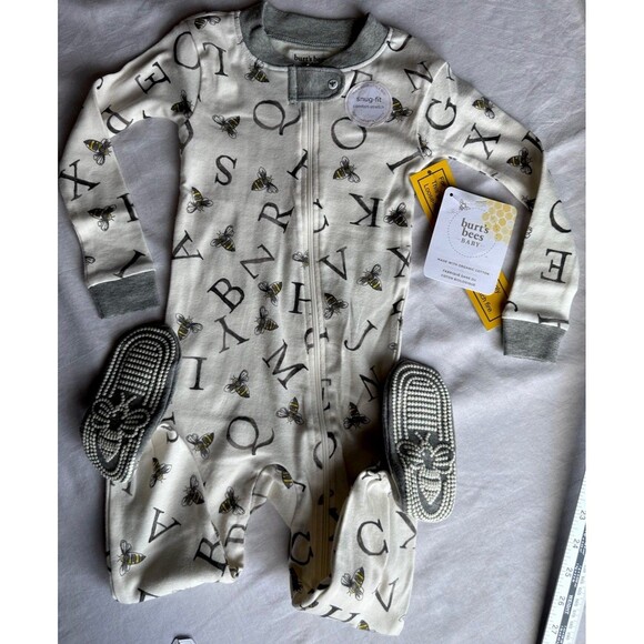 Burt's Bees Baby Other - Burt’s Bees Baby Organic Cotton Bee Alphabet Coverall Zip 18M Long Sleeve